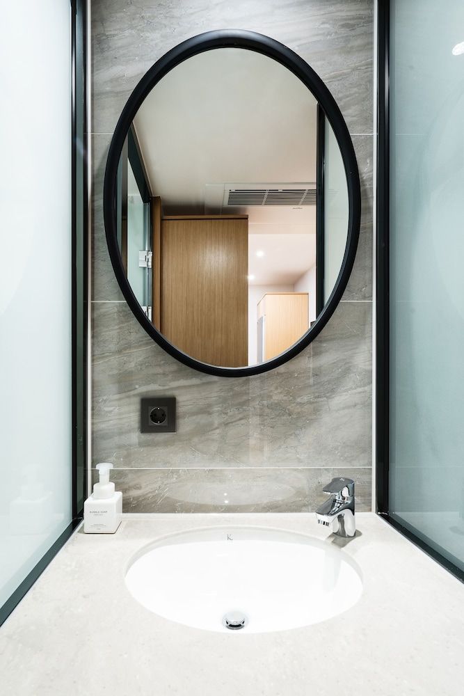 Lala Vianco Hotel Standard Twin Room 8