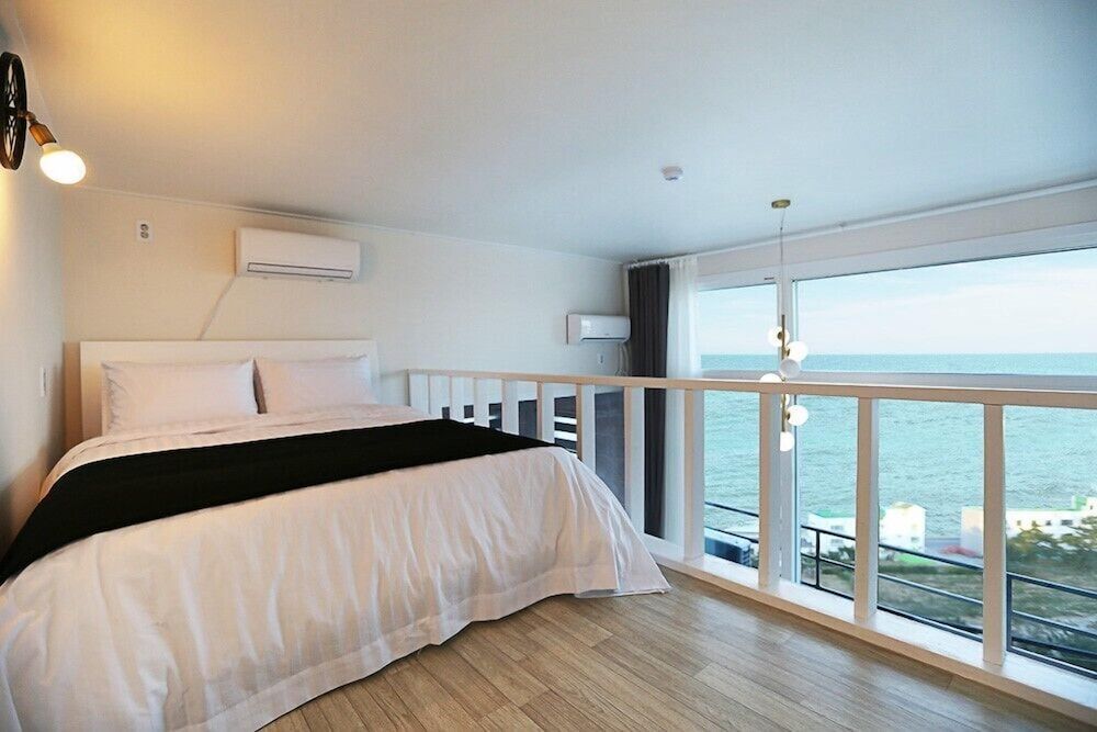 Gangnung SS Pension Room (401)