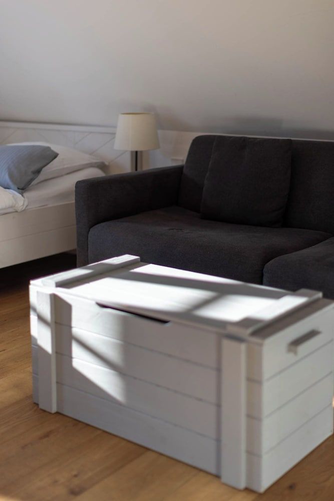 Wertschätzer I - Karlstr. Condo (406) 5