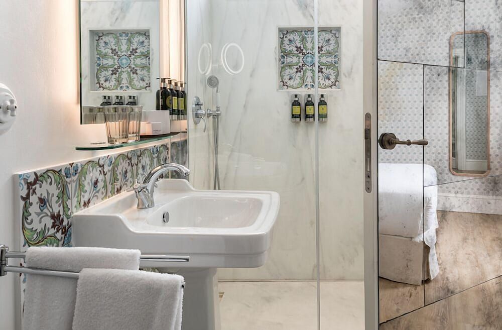 Hotel Tayko Sevilla TAYKO PETITE ATTIC 4