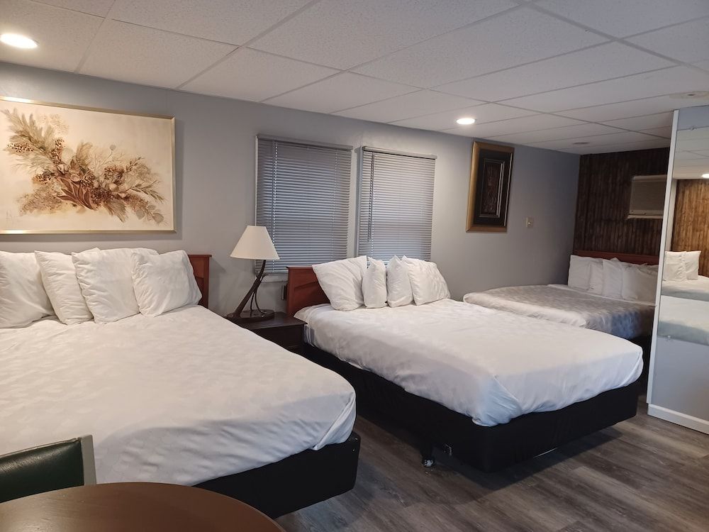 undefined Falls Motel 3