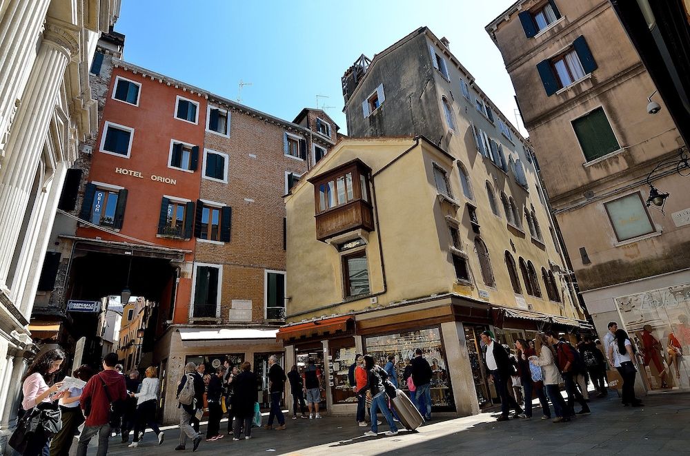 undefined Hotel Orion 6