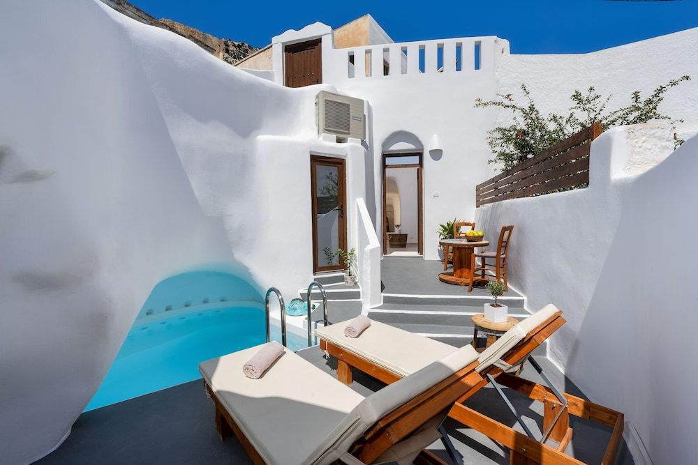 undefined Aegean Mist 8