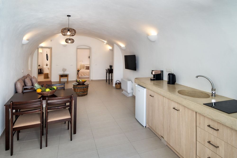 undefined Aegean Mist 5