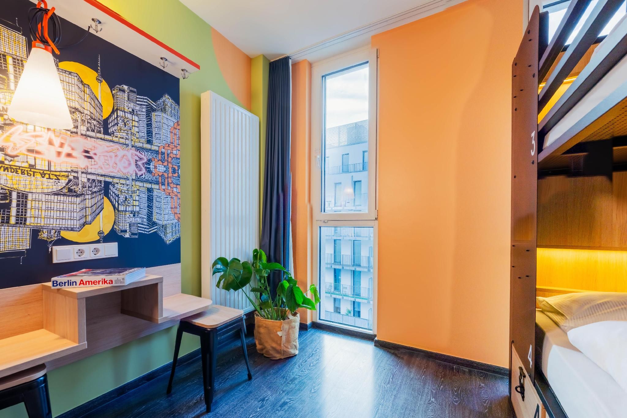 undefined Generator Berlin Alexanderplatz 8