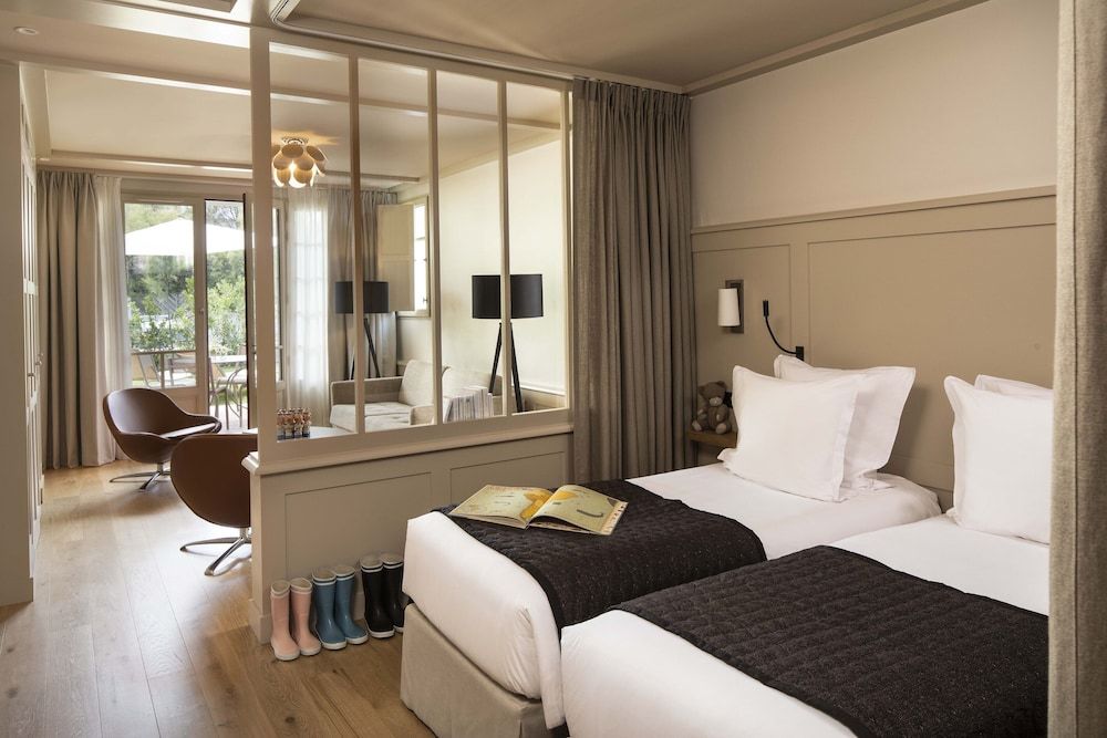 Suite (Quadruple)