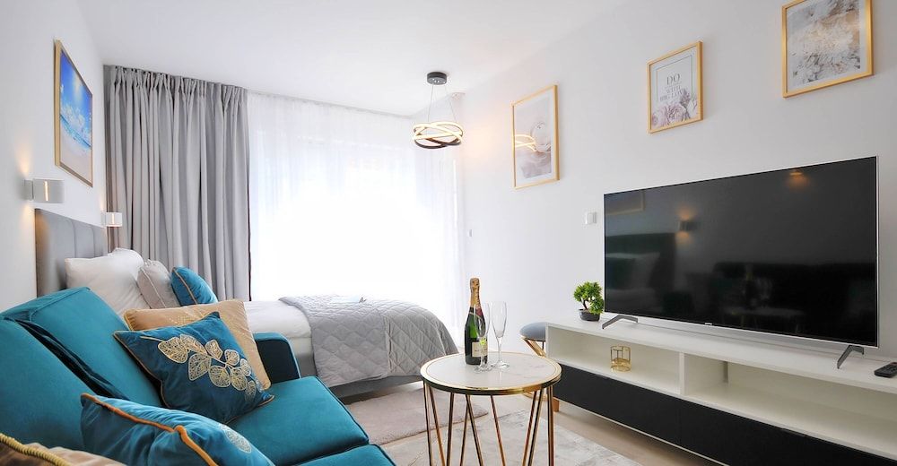 Deluxe Apartment, Multiple Beds, Pool Access, Pool View (NTC413)