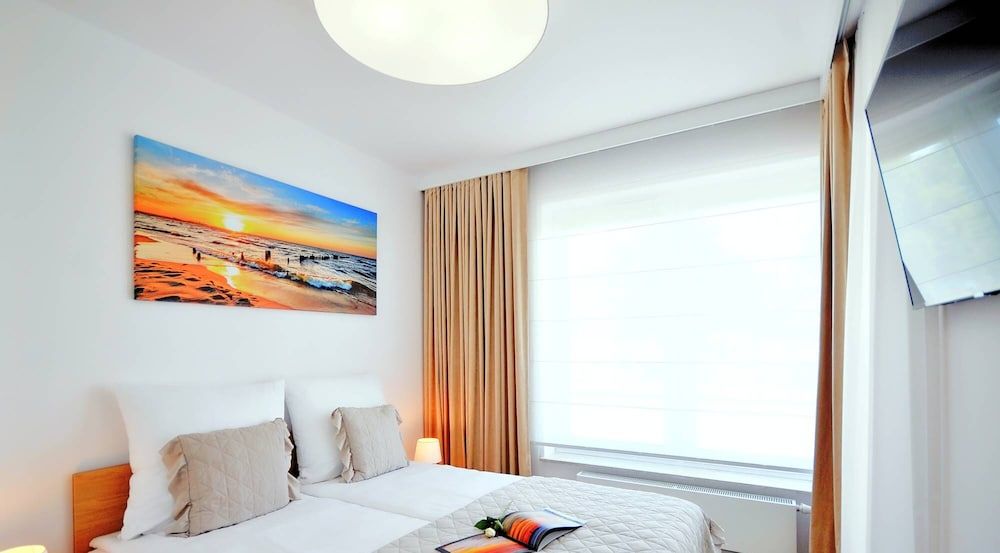 Deluxe Apartment, 1 Queen Bed with Sofa bed, Pool Access, Pool View (NTD201)