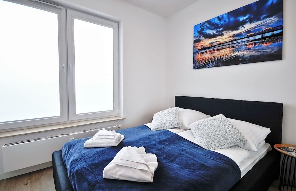 Deluxe Apartment, 1 Queen Bed with Sofa bed, Pool Access, Park View (NT A505)