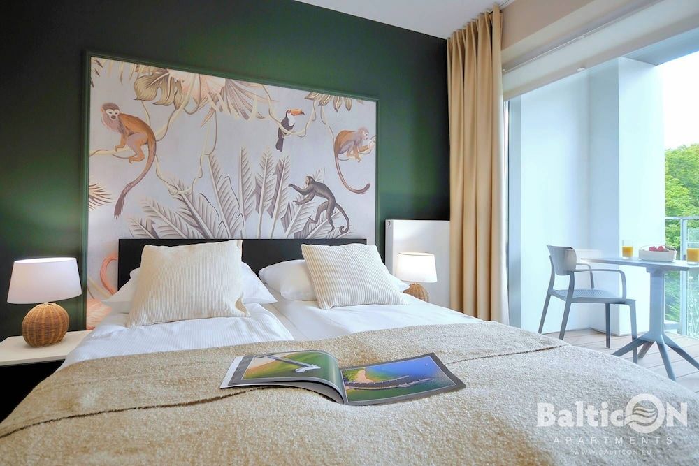 Family Apartment, Multiple Beds, Pool Access, Park View (NTC306)