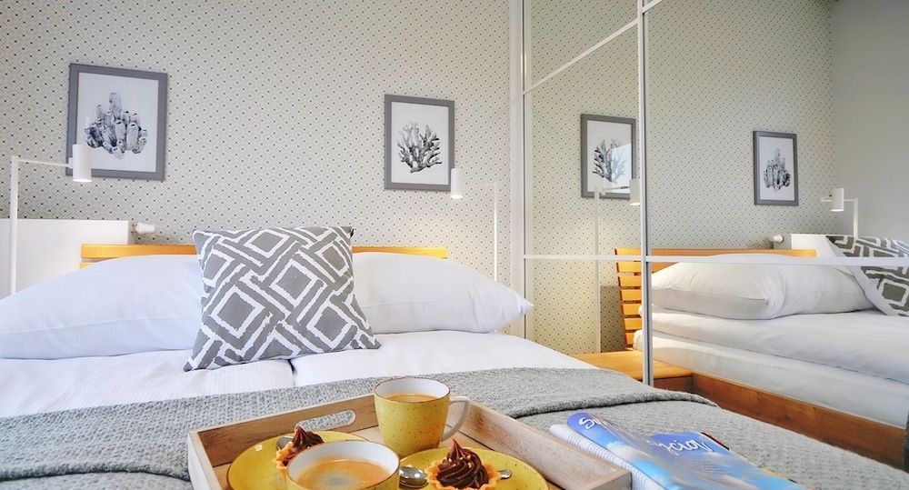 Deluxe Apartment, 1 Queen Bed with Sofa bed, Pool Access, Park View (NTC611)