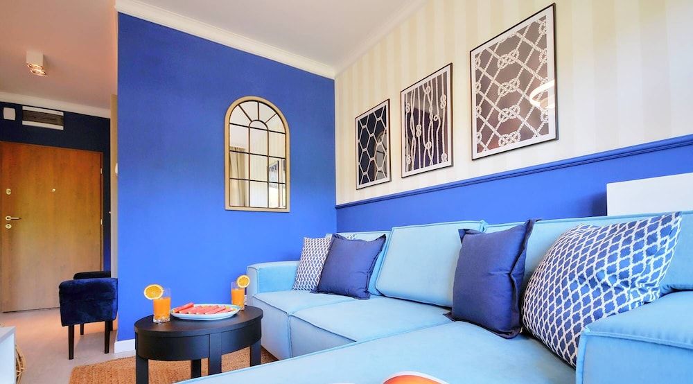 Deluxe Apartment, 1 Queen Bed with Sofa bed, Pool Access, Park View (NTD506)