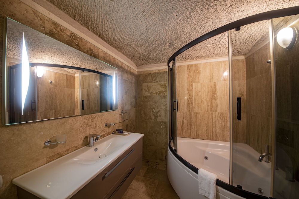 Tabal Cave Hotel Deluxe Double Room (Virtus) 7