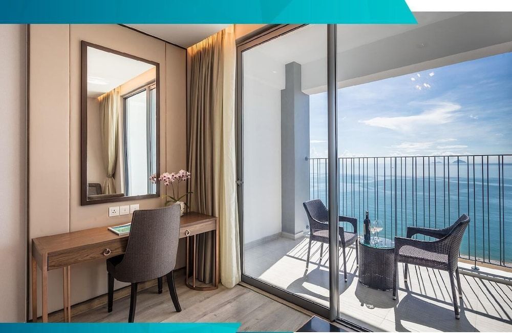 Premium Double Room, 1 King Bed, Sea View