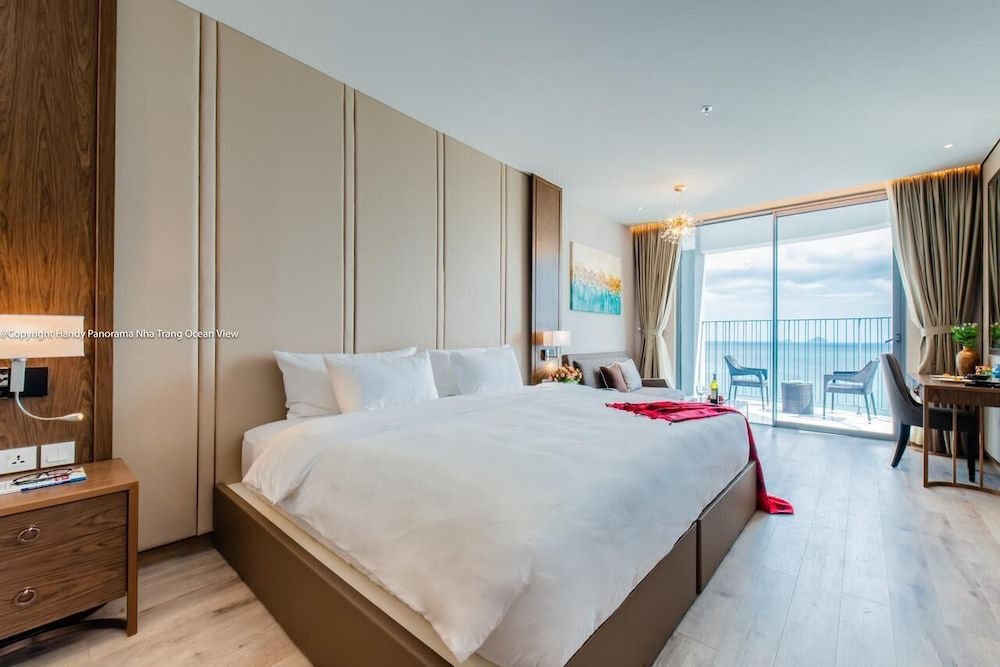 Premium Double Room, 1 King Bed, Sea View