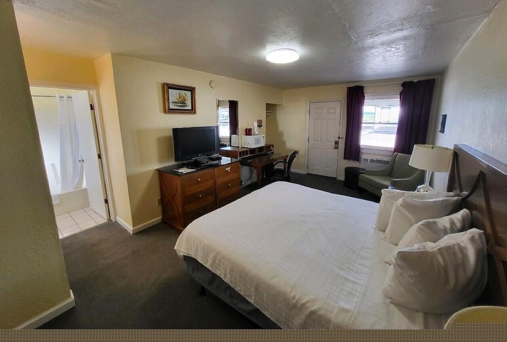 Rose's Motel Premium Room, 1 King Bed, Non Smoking 2