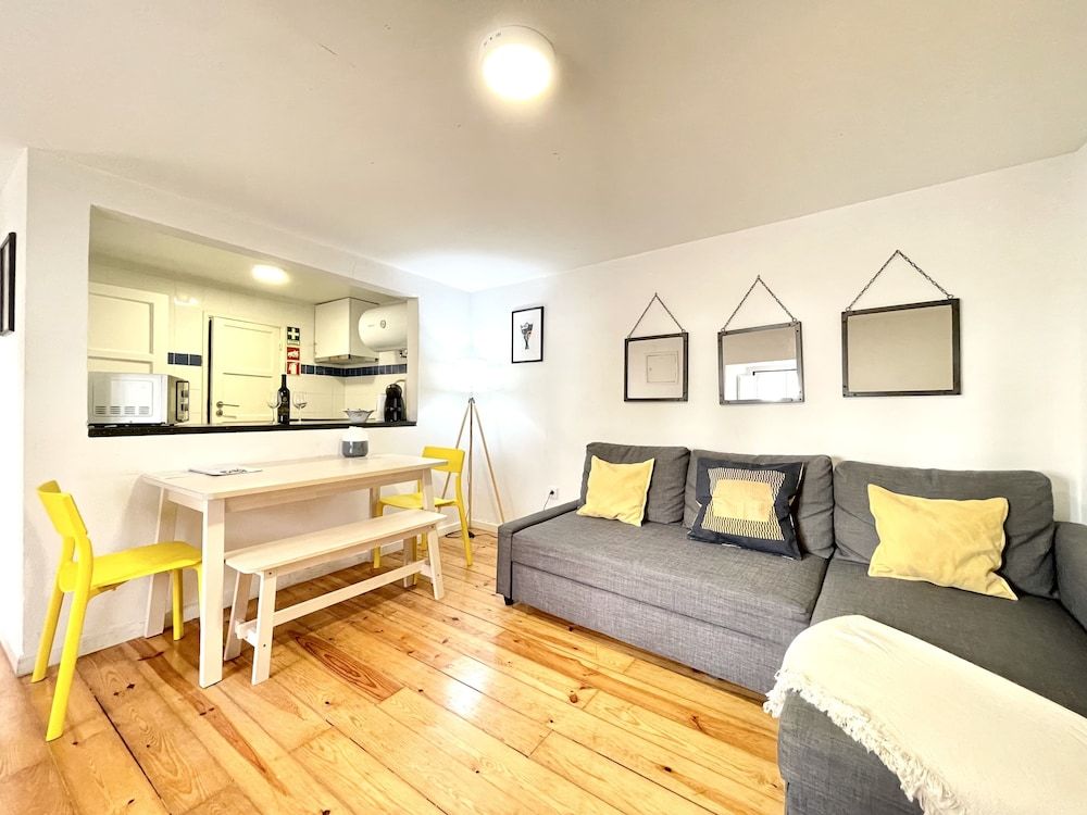 Apartments Center Alfama Standard Apartment, 1 Bedroom 9