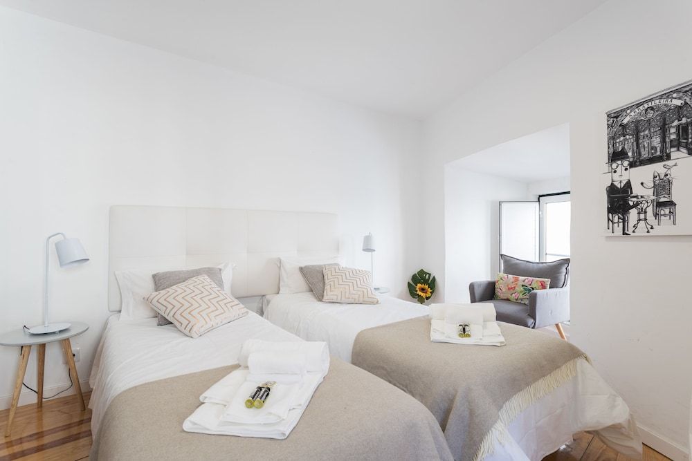 Apartments Center Alfama City Apartment, 1 Bedroom 4