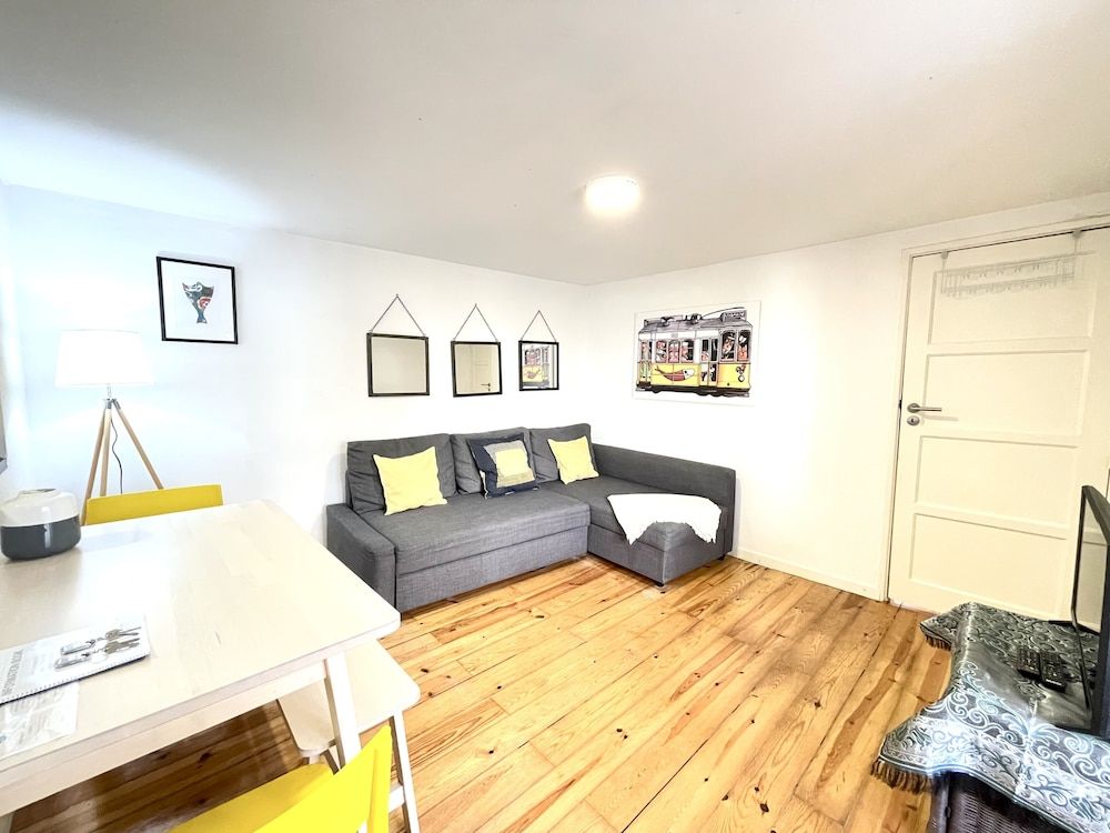 Apartments Center Alfama Standard Apartment, 1 Bedroom 10