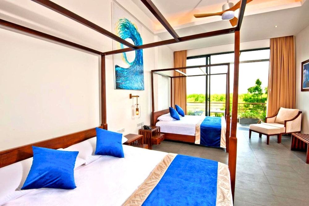 Royal Quadruple Room, 1 Bedroom, Lake View