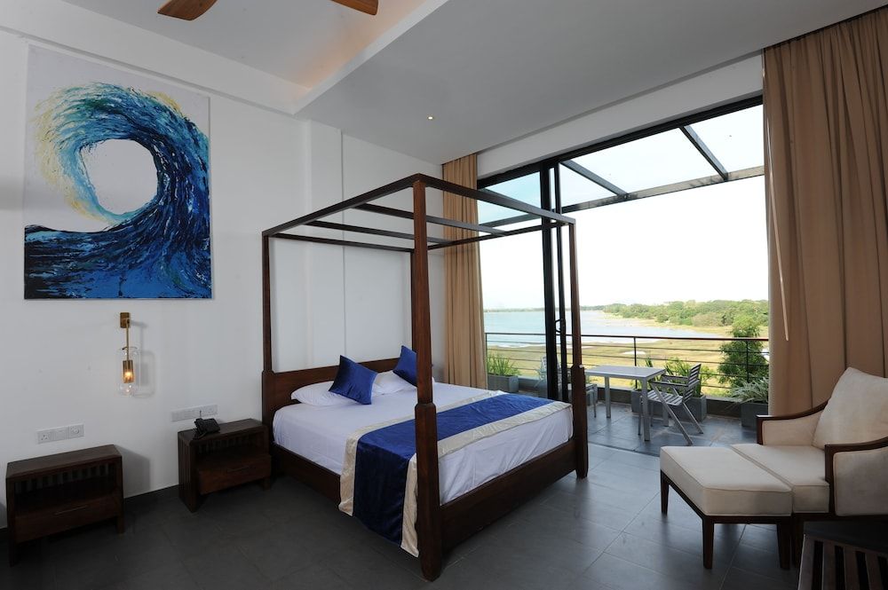 Deluxe Double or Twin Room, Lake View