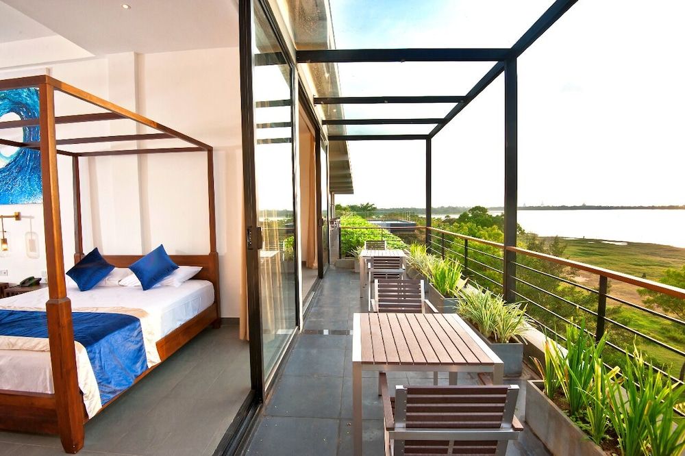 Deluxe Double or Twin Room, Lake View