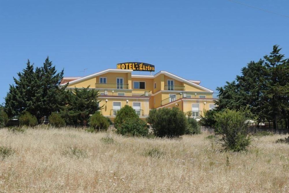 undefined Hotel Garden 6