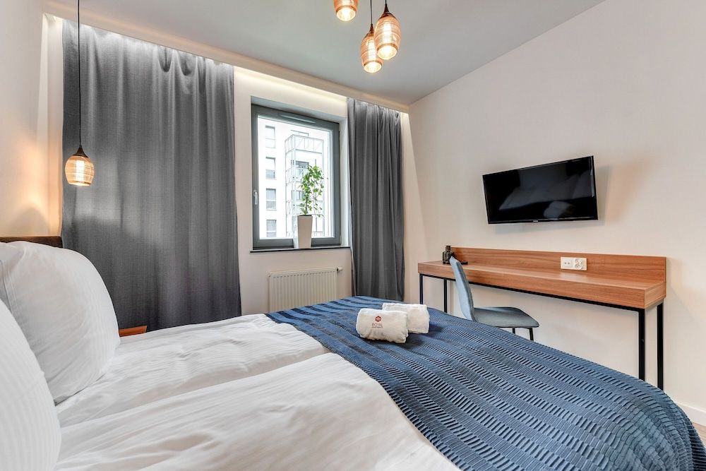 Apartments Browar Gdanski by Renters Studio, Kitchen 2