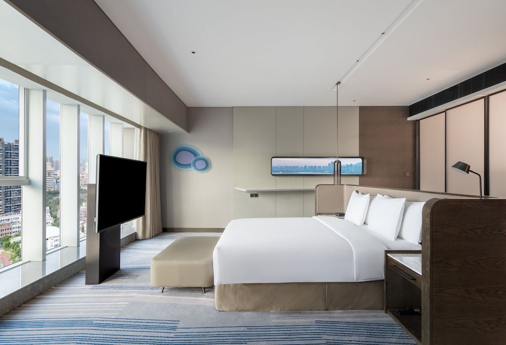 Junior Suite, 1 King Bed (Living Area)