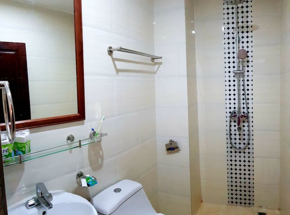 undefined Liberty Place 9