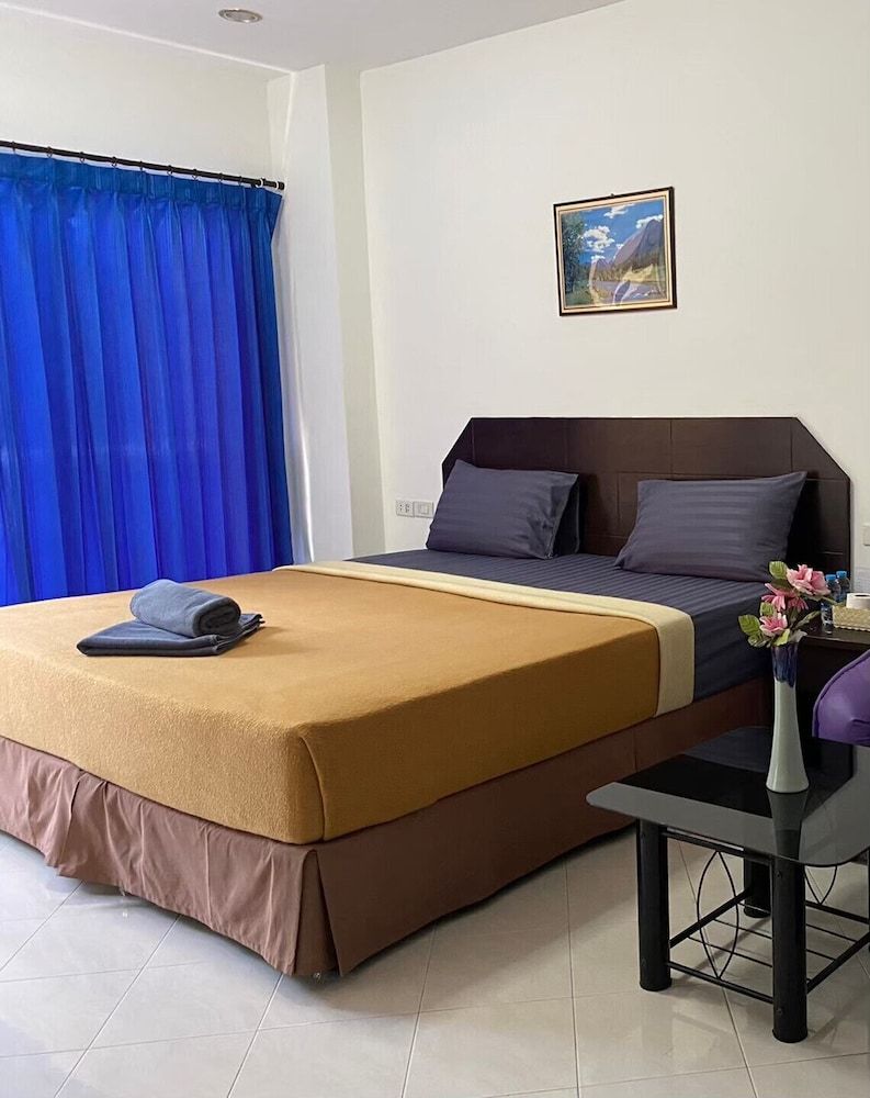 undefined The Royal Residence 8