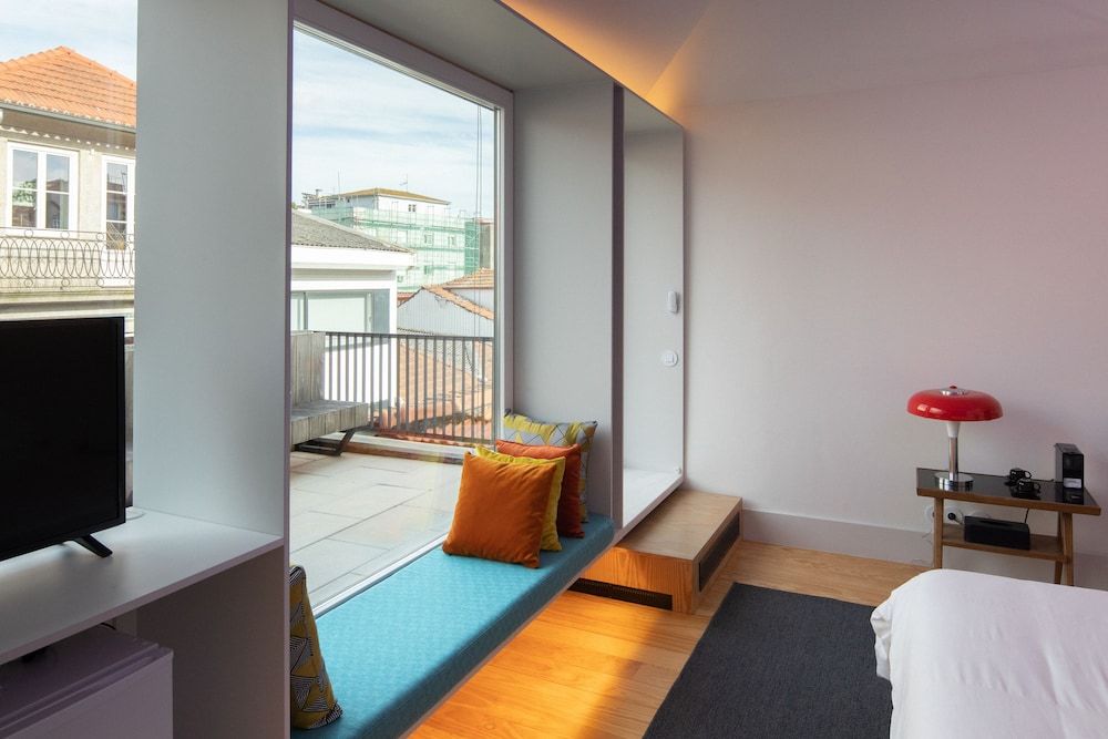 Almadina Smart Luxury Superior Room with Balcony 11