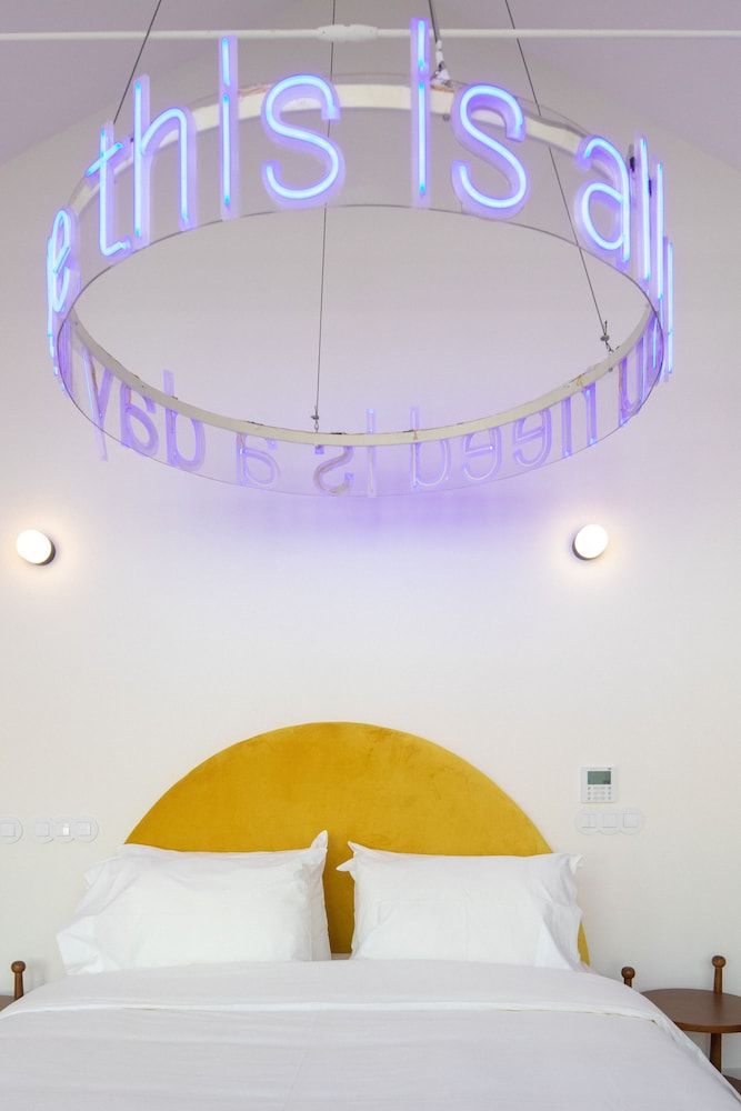 Almadina Smart Luxury Superior Room with Balcony 2