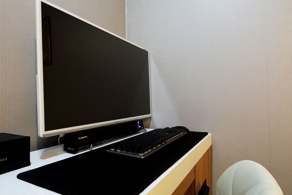 White Tourist Hotel Superior Twin Room (Free Breakfast for 2, except Monday) 10