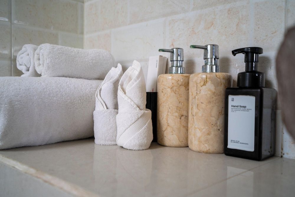 Mardika Private Villa 1 Bedroom Villa with Pool View 6