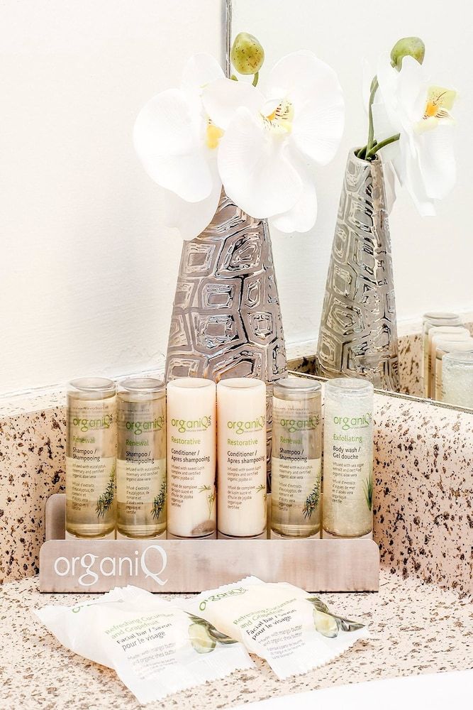 undefined Spacious Furnished Apartment Sleeps 4 With Walkout Balcony, Parking Available 7