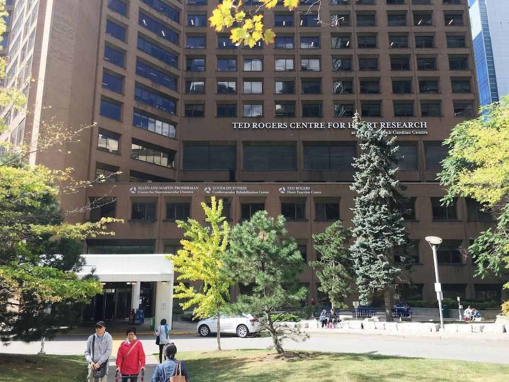 undefined Spacious Furnished Apartment Sleeps 4 With Walkout Balcony, Parking Available 2