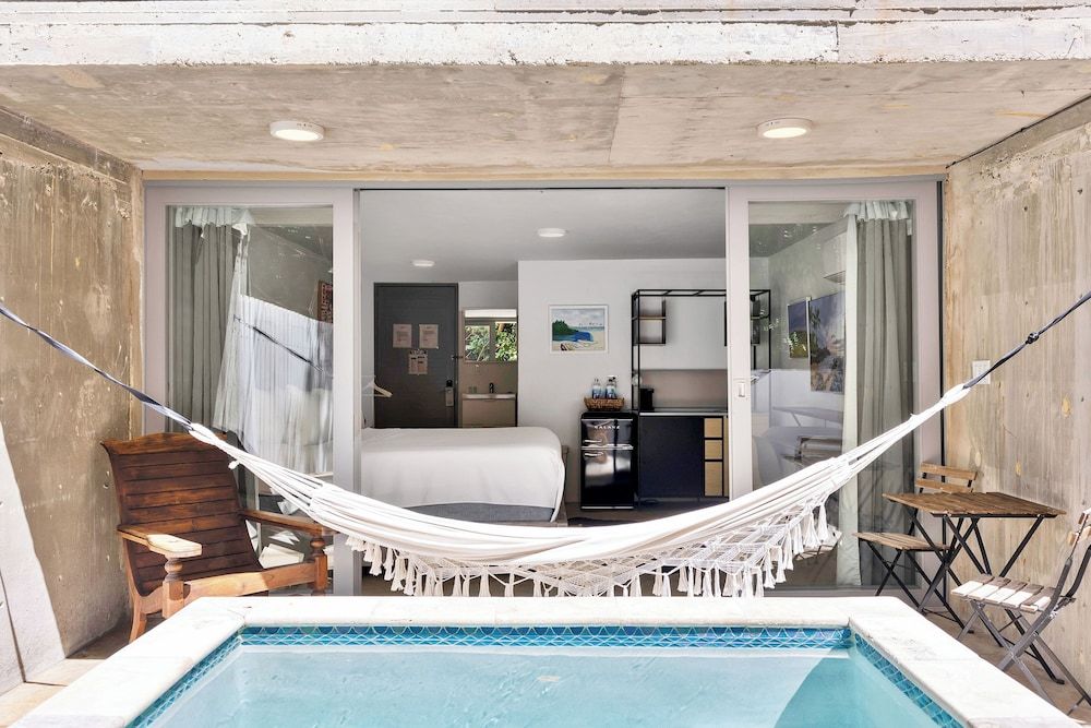 Viento Beach Lodge Deluxe Room 4