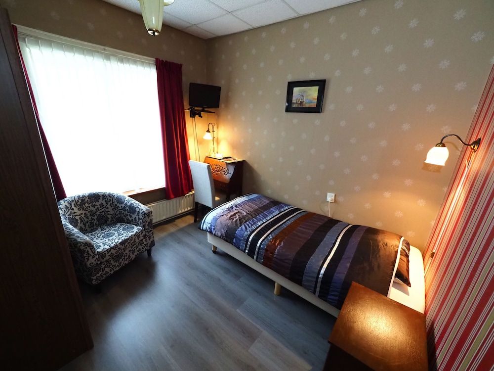Hotel 't Heerenlogement Standard Single Room, 1 Twin Bed, Non Smoking 3