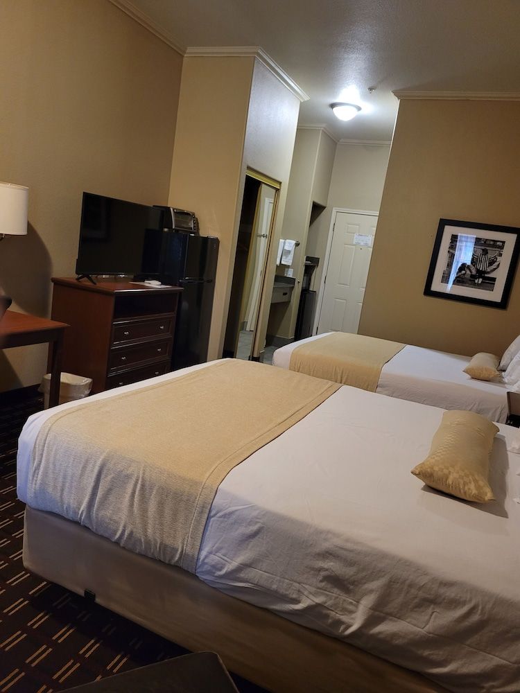 Cotulla Whitten Inn Double Room 4