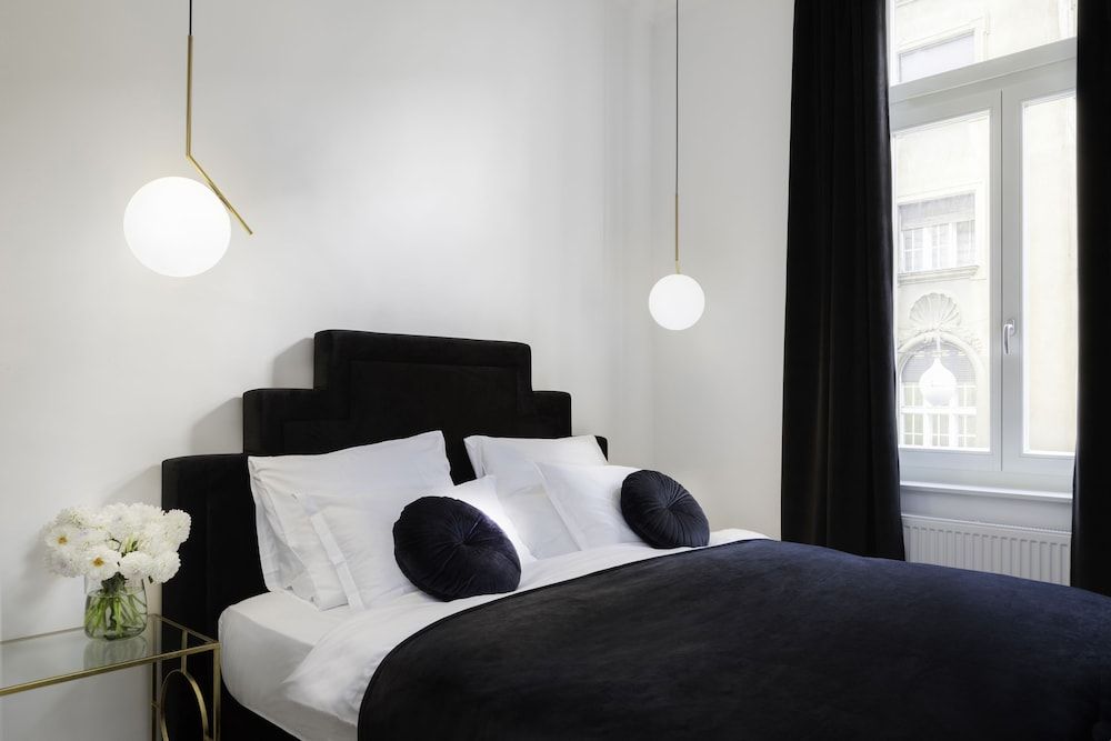 Pierrot & Pierrette Apartments Exclusive Studio Suite (2) 2