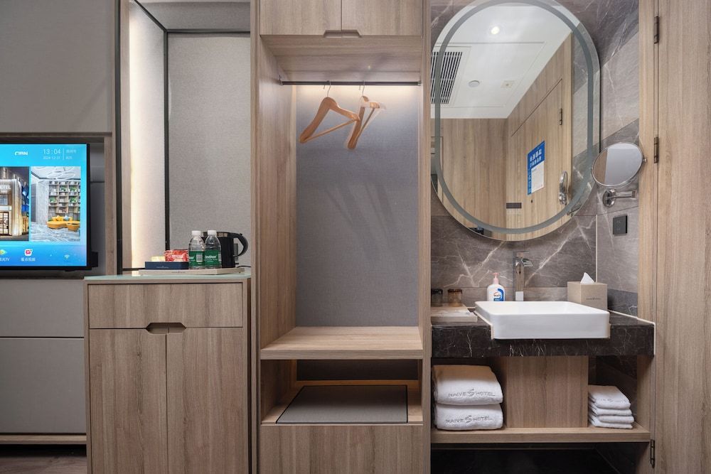 undefined Naive S Hotel 3