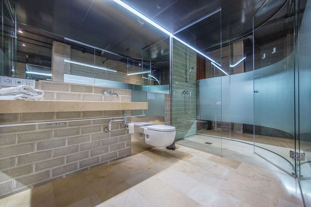 Alicante Aparthotel Evolution Design Studio Suite, 1 Queen Bed with Sofa bed, City View 6