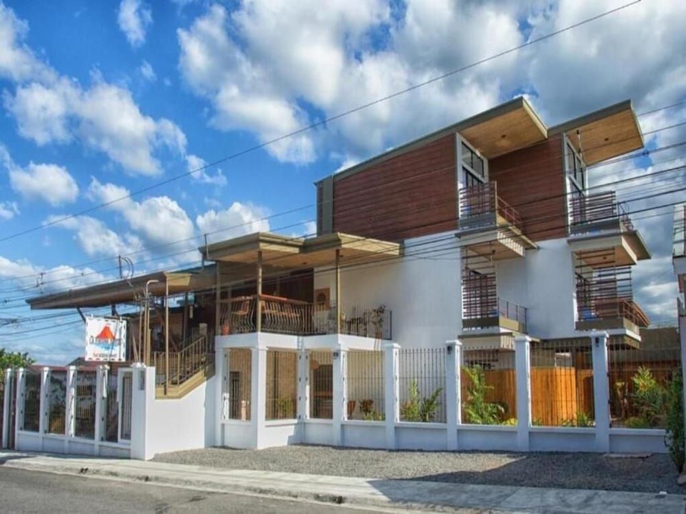 undefined La Fortuna Lodge by Treebu Hotels 5