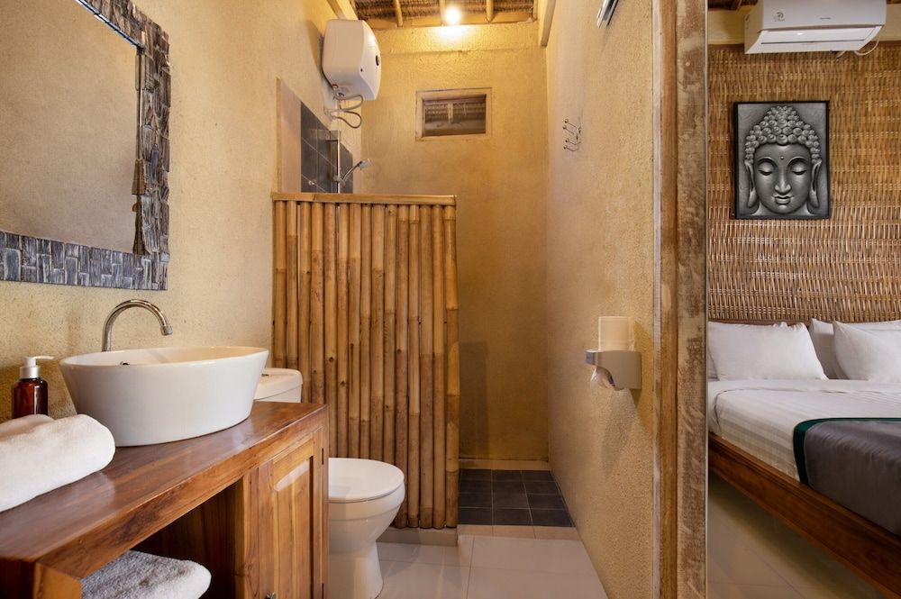 Nusa Majesty Deluxe Room 8