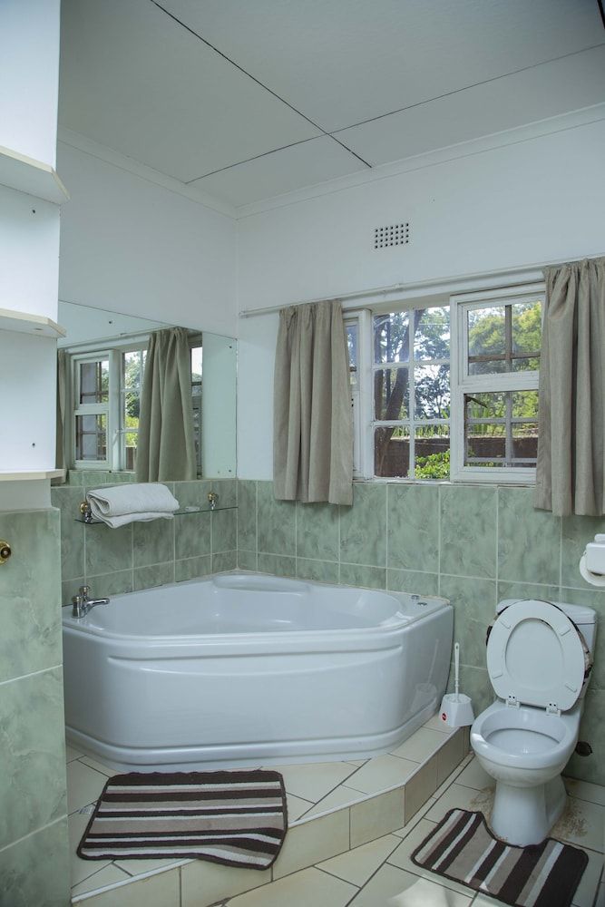 Adlib Executive Lodge Superior Double Room, Ensuite 15