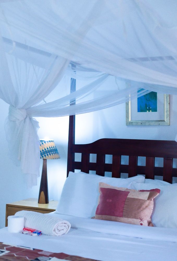 Adlib Executive Lodge Standard Double Room, Shared Bathroom 8