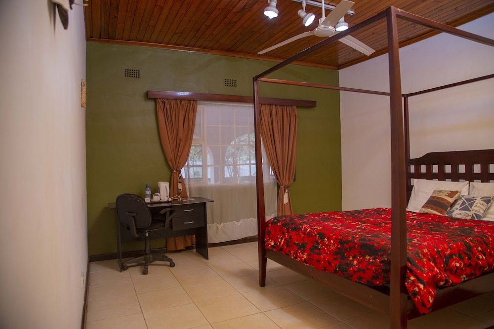 Adlib Executive Lodge Standard Double Room, Shared Bathroom 5