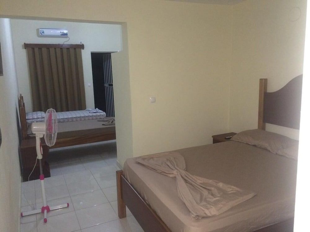 Basic Triple Room
