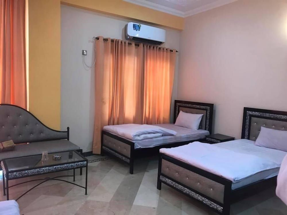 Al Harmain Restaurant Standard Triple Room 4